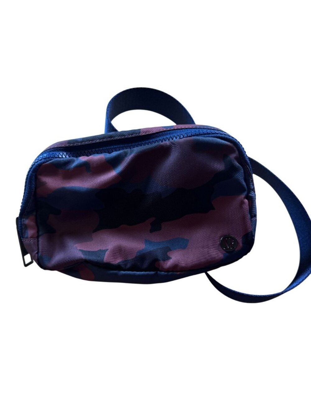 Lululemon Everywhere Belt Bag Heritage 365 Camo Smoky Red Night Sea Multi EUC!